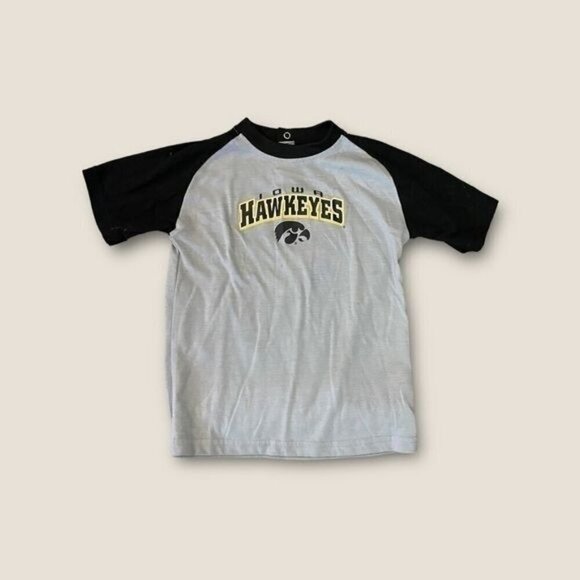 FREE Iowa Hawkeyes Short Sleeve Raglan Tee Black Gray - Picture 1 of 3